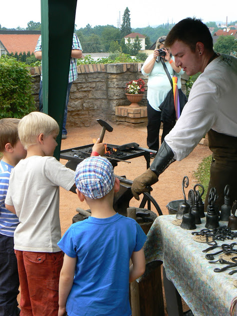 kovář