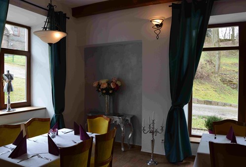 zámecký hotel detail