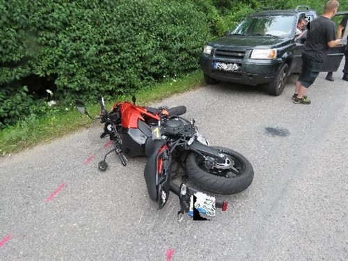 nehoda motorka zlič